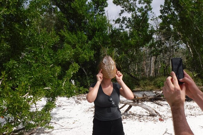 10,000 Islands Boat Excursion - 3.5-Hour Dolphins & Shelling Tour - Wildlife spotting in the mangroves: dolphins, manatees, and birds on your schedule