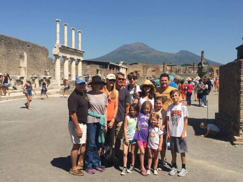2-Hour Pompeii Child-Friendly Tour - Marina Gate and the Temple of Apollo: first views of Roman street life