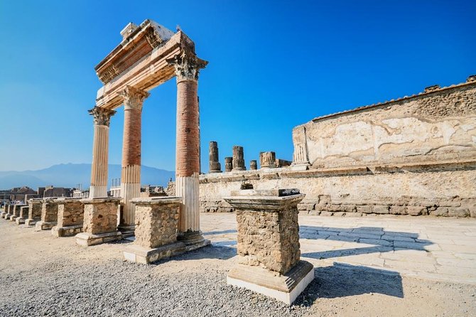 2 hours Pompeii Tour with Local Historian - Ticket Included - First up: what you really get in a 2-hour Pompeii tour
