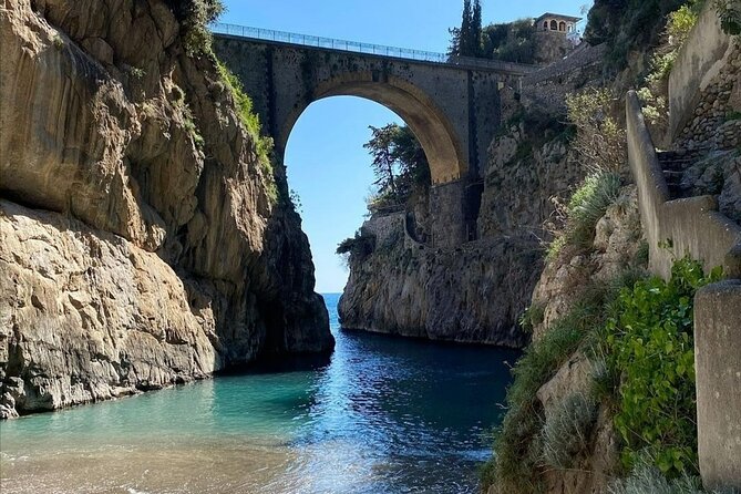 24/7 Private Intercity Transfers from Naples Airport/Station/Port - Pricing and value: when $66.08 per person is a win
