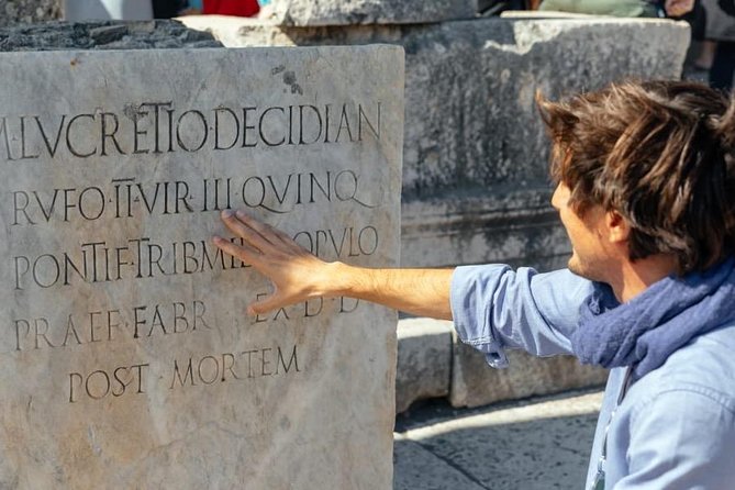 3-Hours Private Walking Tour in Pompeii with an Archaeologist - Hidden Off-Route Stops: What You Gain Beyond the Usual Crowd Path