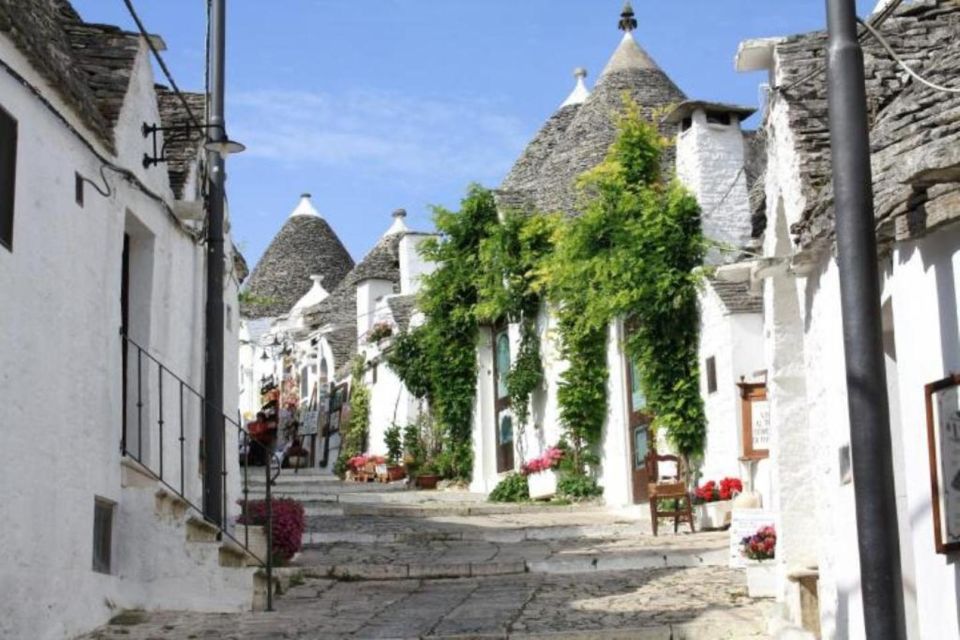 Alberobello: Full–Day Private Trulli Historical Tour - Why Alberobello’s trulli work so well as a Naples day trip