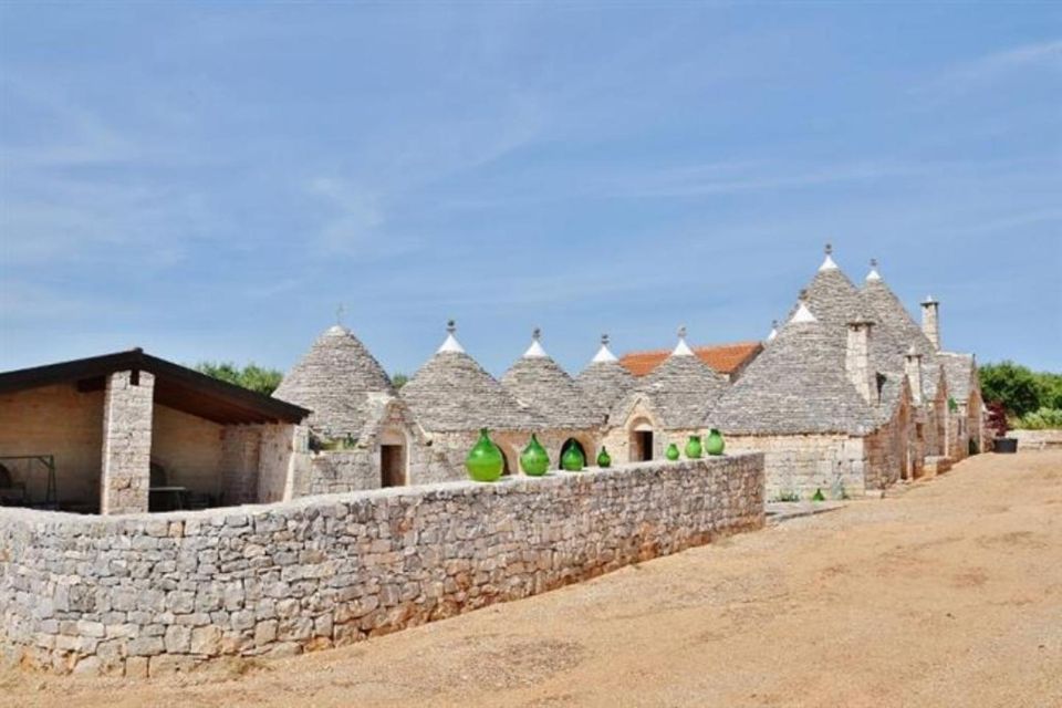 Alberobello: Full–Day Private Trulli Historical Tour - Getting your bearings in Alberobello’s UNESCO trulli neighborhoods