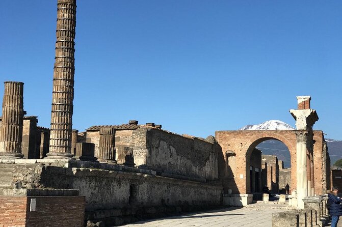 Amalfi Coast and Pompeii day tour - Positano in One Hour: Quick Wander, Shopping Stops, and Cliffside Views
