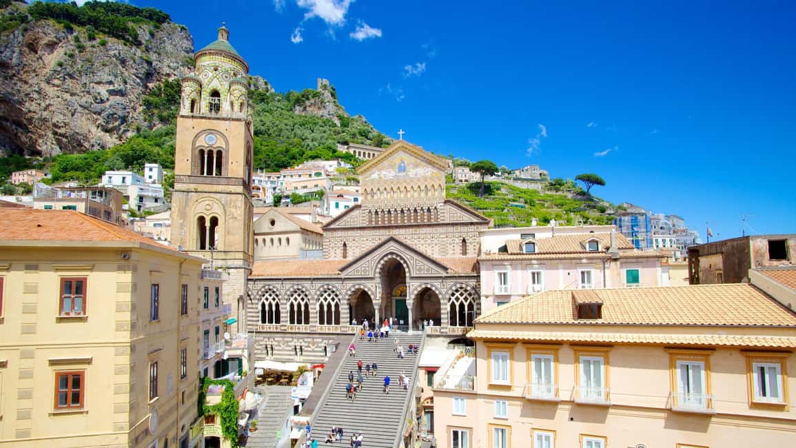 Amalfi Coast by Train & Ferry with Smart Digital Guide - Napoli Centrale to Salerno: the transfer that sets your mood