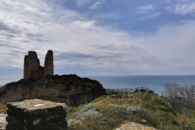 Archaeological Park of Velia “An Italian jewel, Costa Campana” - The half-day plan: how you spend your 4 hours