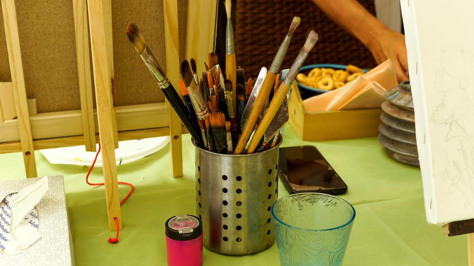 Art Workshop in Naples city centre with Aperitif - The Aperitif: Wine, Local Products, and a €4 Bar Voucher
