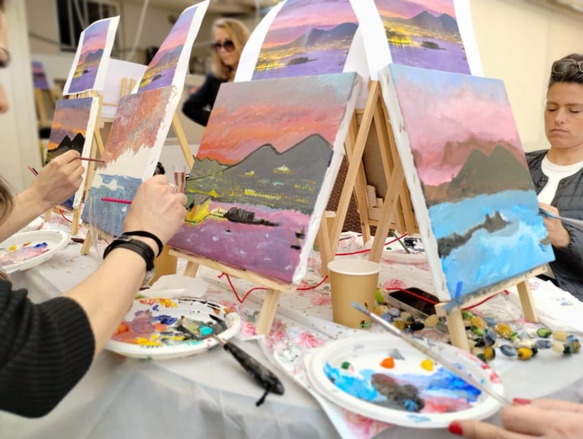 Art Workshop in Naples city centre with Aperitif - Meet Maria: Patient Coaching for Beginners and People Who Hate Waiting