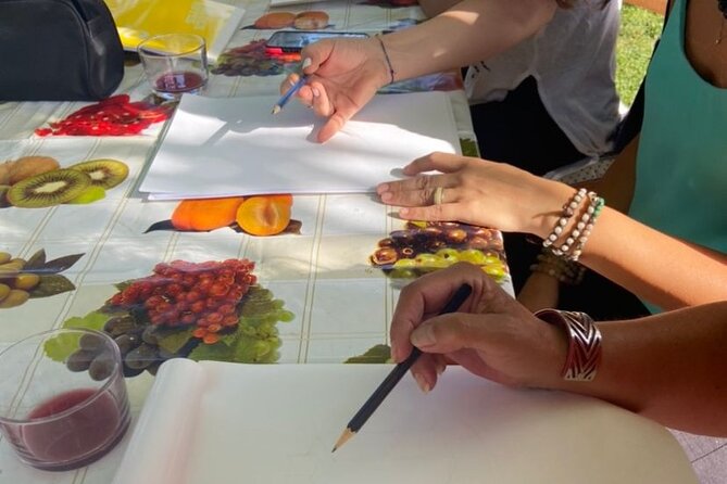 Art worshop with aperitif in Naples - Meeting at Piazza Bellini and how the 2.5 hours typically run
