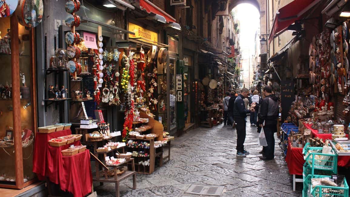 Best of Naples: Private Walking Tour with a Local - Starting at Piazza del Plebiscito: the smart Naples “reset”