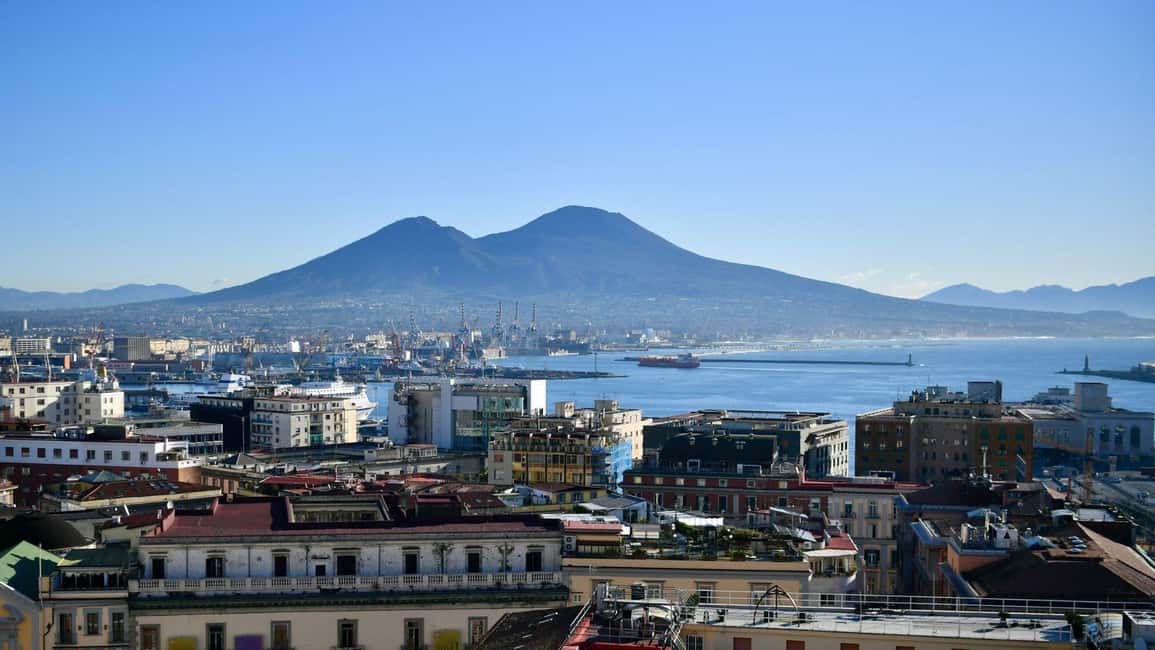 Best of Naples: Private Walking Tour with a Local - Who this tour suits best (and who might want a different option)
