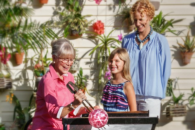 Blow your own glass bowl hosted by Glassblowing in the Garden - Key highlights worth your time