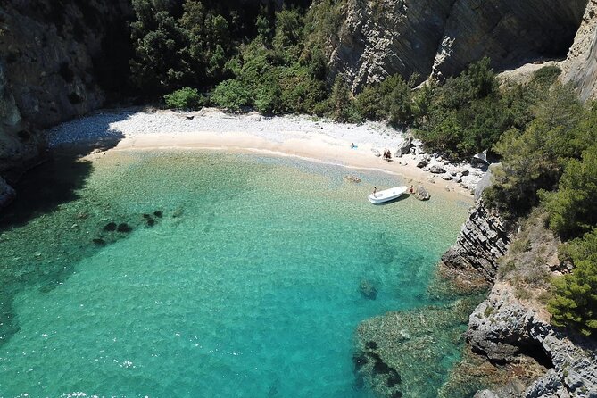 Boat experience in the crystal clear waters of Cilento - From Ficocella Beach to Capo Palinuro: what makes this route worth it