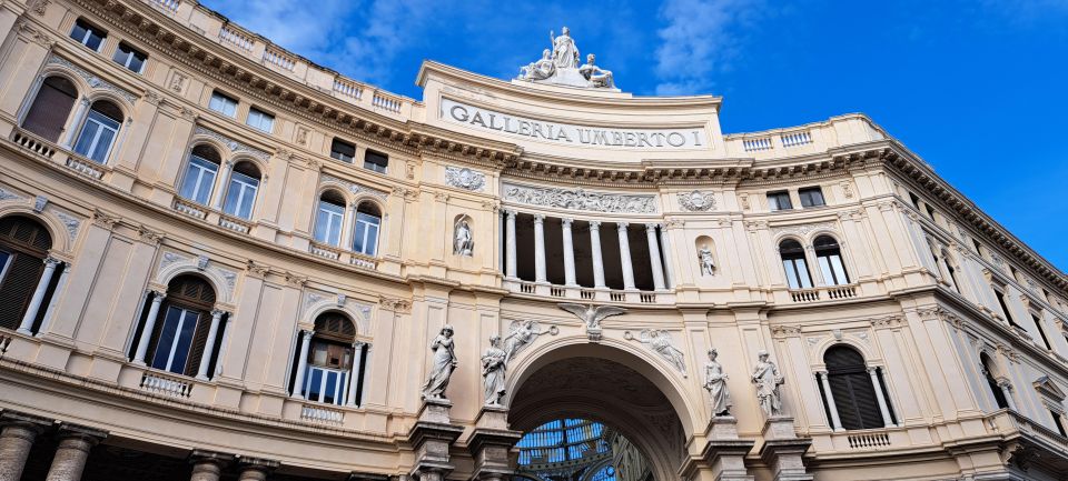 Bourbon Naples: Exclusive guide and Royal Palace pass - What to expect on the ground: pace, weather, and comfort