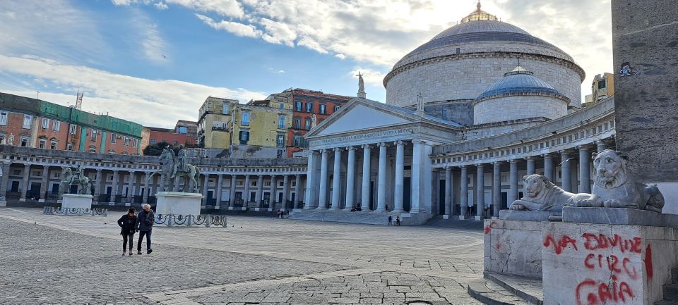 Bourbon Naples: Exclusive guide and Royal Palace pass - Who this tour fits best in Naples