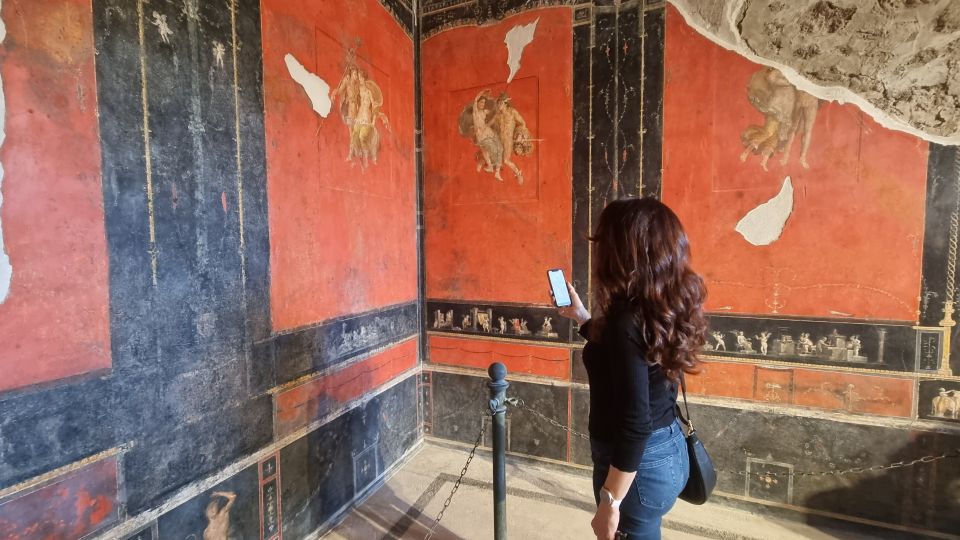 Campania: Pompei+Herculaneum+Vesuvius audio guide - Campania by Audio: What the ITGUIDES App Actually Does