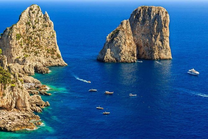 Capri, Blue Grotto, Sorrento & Pompeii Private Tour - Capri and the Blue Grotto: the must-see with a smart backup
