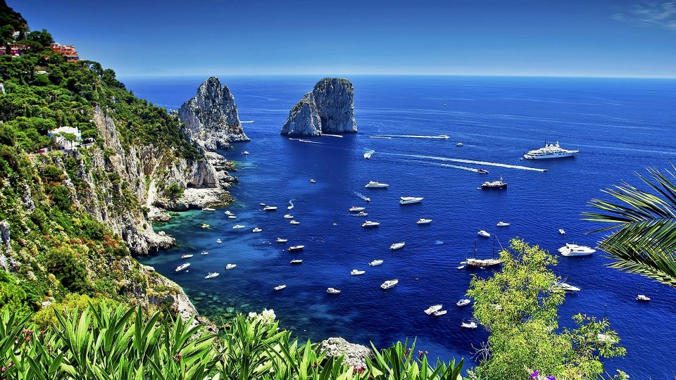 Capri: Boat and Island Tour - The guide factor: keeping the group together