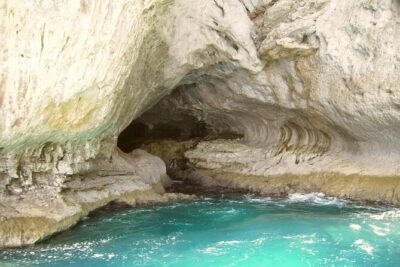 Capri by Boat: Private Tour of the Blue Grotto and Faraglioni - What’s Included Onboard: Snorkeling Gear, Aperitif, and Even SCUBA Equipment