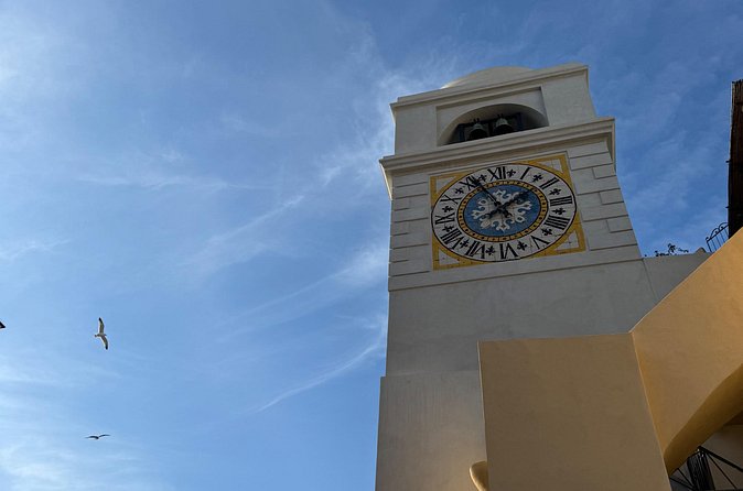 Capri Day Trip with Blue Grotto From Naples or Sorrento - How the Guide Changes the Experience