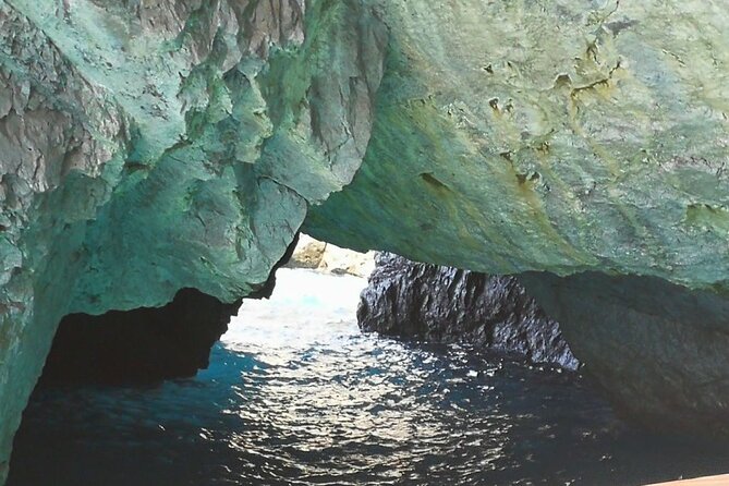 Capri Island in Private Luxury 40 feet Speedboat from Naples - Lunch in Capri: waterfront time without the stress of logistics