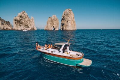 Capri Island Small Group Boat Tour from Naples with Light Lunch - Naples to Piano di Sorrento: the early start tradeoff