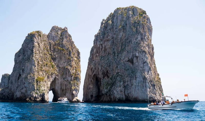 Capri on your own: day trip with typical lunch from Naples - Getting oriented on the island without a rigid route