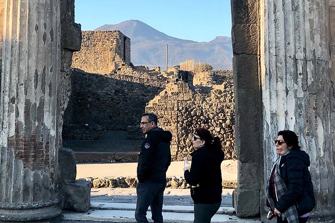 Capri, Sorrento and Pompeii Private Tour - Pompeii Archaeological Park: what you can realistically see in 2 hours