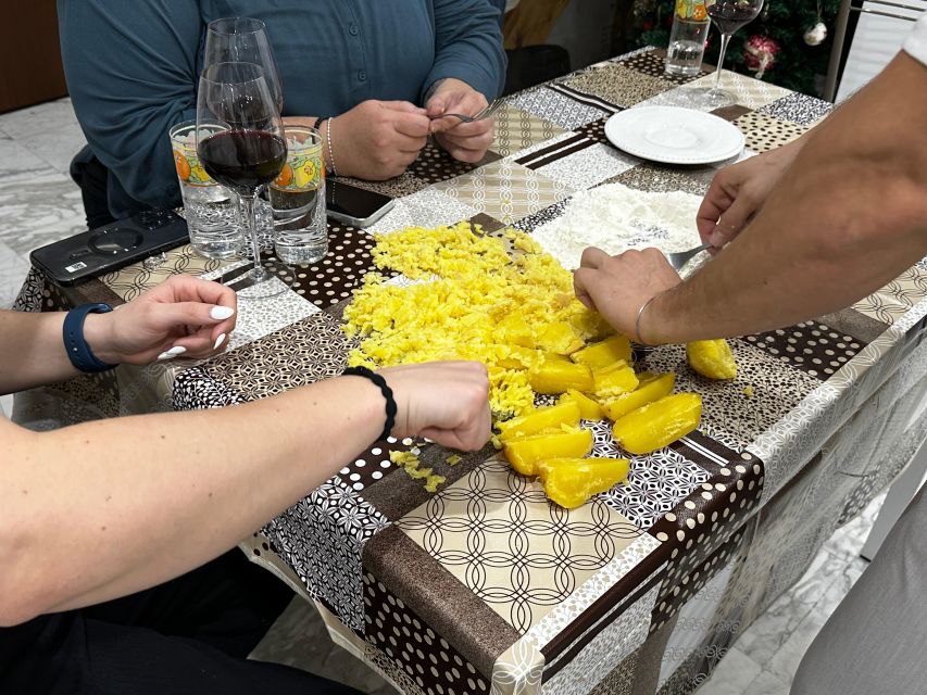 Cooking Class - Gnocchi like an Italian Grandma - Logistics in Naples: getting to the right neighborhood