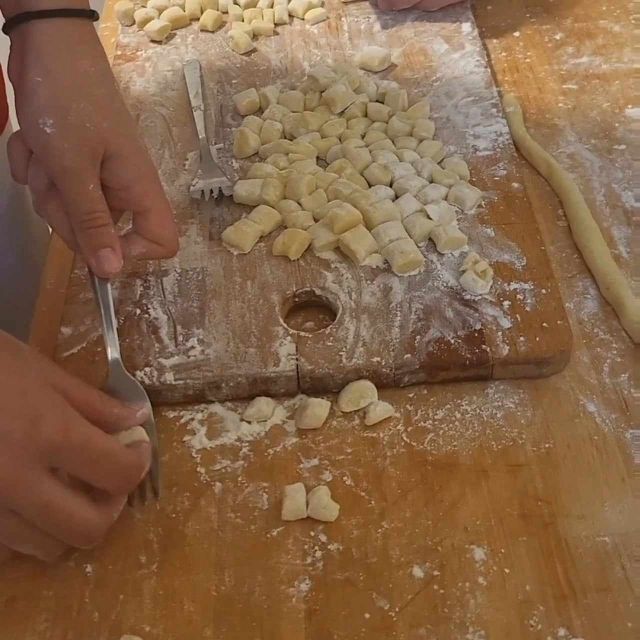 Cooking Class with Chef Alfio - Where you start: Fuorigrotta station to the chef’s home