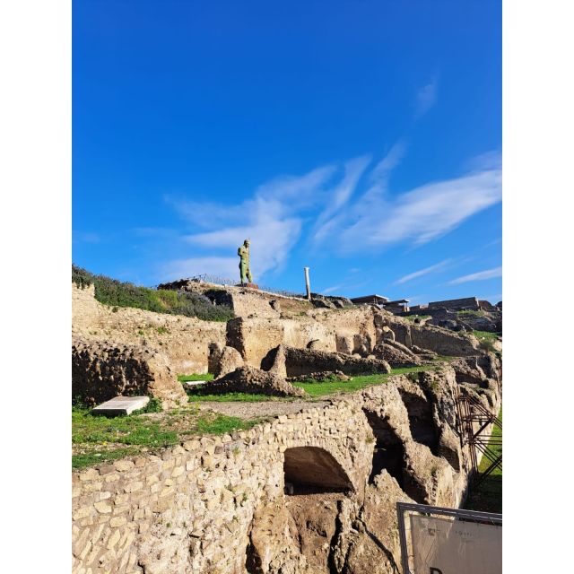 Day Trip to Pompeii & Vesuvius from Naples - Should you book this Pompeii and Vesuvius day trip?
