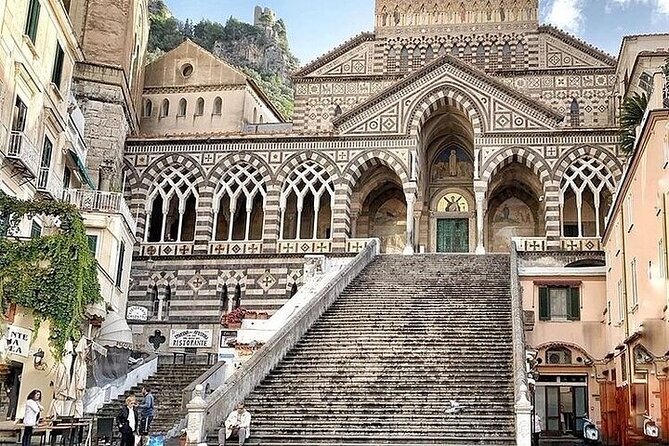 Deluxe Private Tour of the Amalfi Coast - The cave story from 1932: when light does the work