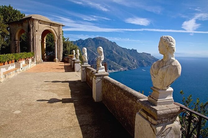 Deluxe Tour of the Amalfi Coast – Small Group - Naples to the coast: why the small-group setup matters