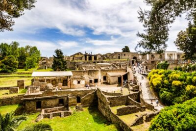 Discover Mt. Vesuvius: Private 3-Hour Tour from Pompeii - Meeting point at Pompeii and the Villa dei Misteri handoff