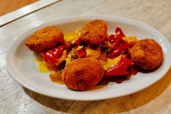 Evening Flavors of Naples: Private Food Tour and Wine Tasting - Key things I’d circle before you book