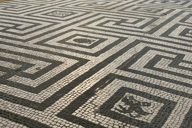 Excellence Private Herculaneum Guided Tour with an Archeologist - Who this tour is best for (and who should look elsewhere)