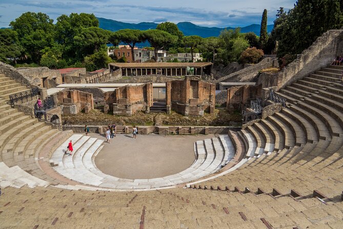 Exclusive Pompeii with Wine and Lunch on Vesuvius-Skip-the-line - Porta Marina and the city wall vibe: Pompeii meets the sea