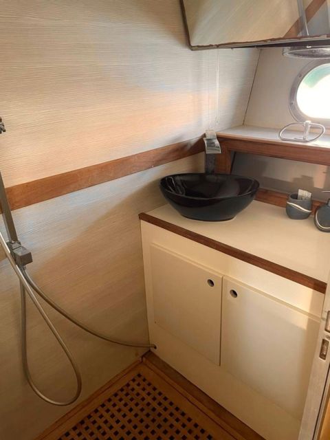 Experience Luxury at sea: Rent your yacht - Key Things to Know Before You Rent a Yacht