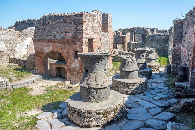 Explore Pompei Ruins with your Private Archaeologist - Price and the Entrance Ticket You Need to Plan For