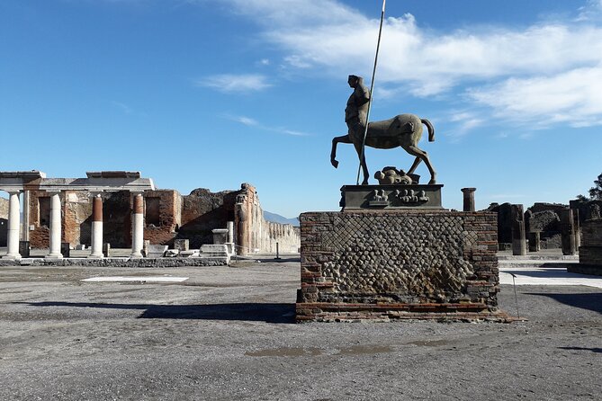 Exploring Pompeii - Who This Pompeii Tour Suits Best