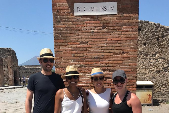 Fast Access Exclusive Private Ancient Pompeii Herculaneum & Oplontis Guided Tour - Stop 3: Parco Acheologico di Ercolano (Herculaneum) for the second deep dive