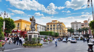 FROM NAPLES: Amalfi Coast Boat, stops in Amalfi and Positano - Naples Pickup: Where You’ll Meet the Group (and Why Early Matters)