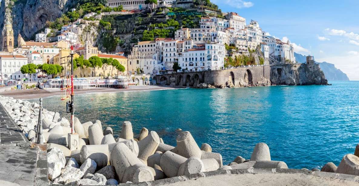 From Naples: Amalfi coast by boat - The return to Naples: comfort matters, and food is on you