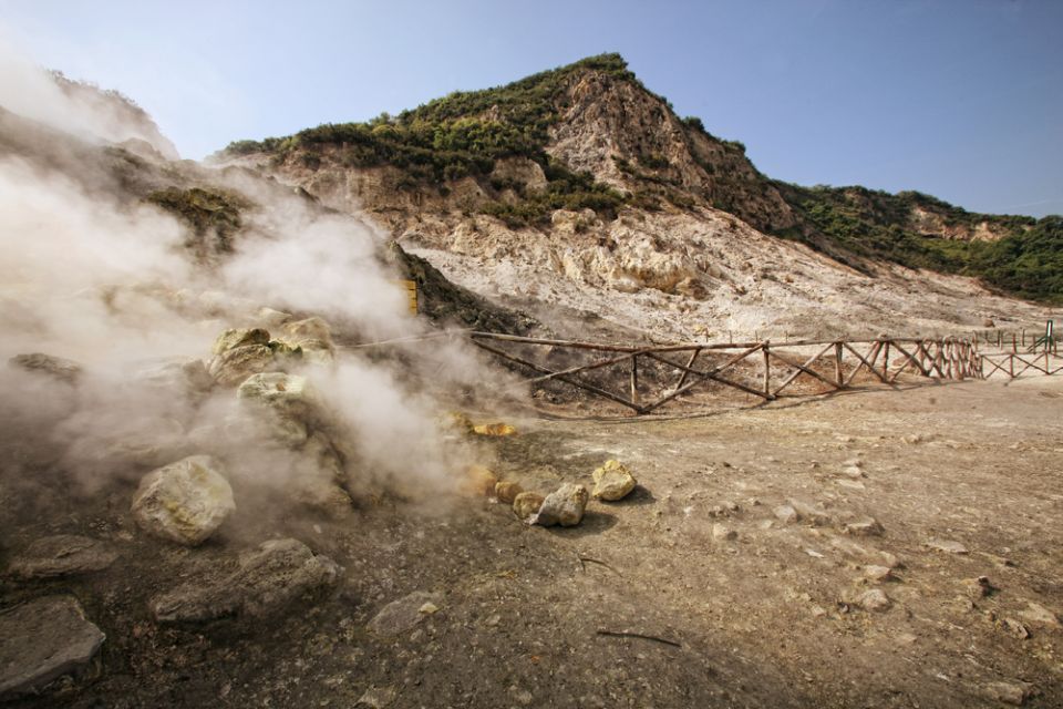 From Naples: Phlegraean Fields 5-Hour Fiat 500 or 600 Tour - Stop-by-Stop: Pozzuoli Port, Serapide Temple, and Anfiteatro Flavio