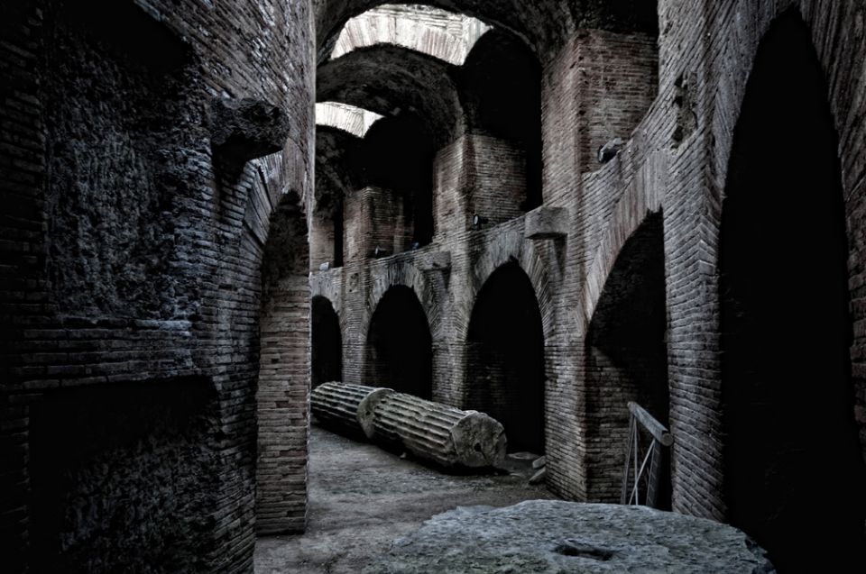 From Naples: Phlegraean Fields 5-Hour Fiat 500 or 600 Tour - Baia Castle, Terme di Baia, and the Thermal-Baths Chapter