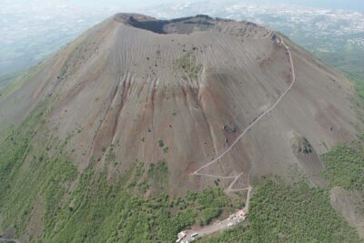 From Naples: Pompeii and Vesuvius Full-Day Tour with Lunch - Naples Pickup and Bus Ride: Where Your Day Starts