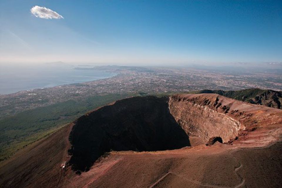 From Naples: Pompeii and Vesuvius Full-Day Tour with Lunch - What to Bring (So the Day Feels Good)
