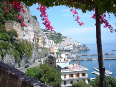 From Naples: Positano, Amalfi & Ravello - Ride the Costiera Amalfitana: the drive is part of the show