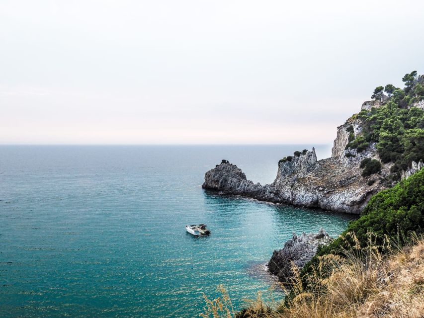 From Naples: Positano, Amalfi & Ravello-Luxury small group - A luxury small-group Amalfi Coast day from Naples