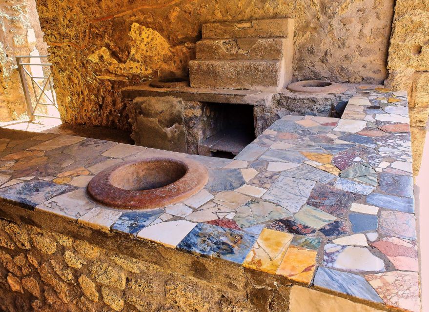 From Naples: Private tour of Pompei, Sorrento & Positano - Pompeii: what 2 hours with a live guide really changes